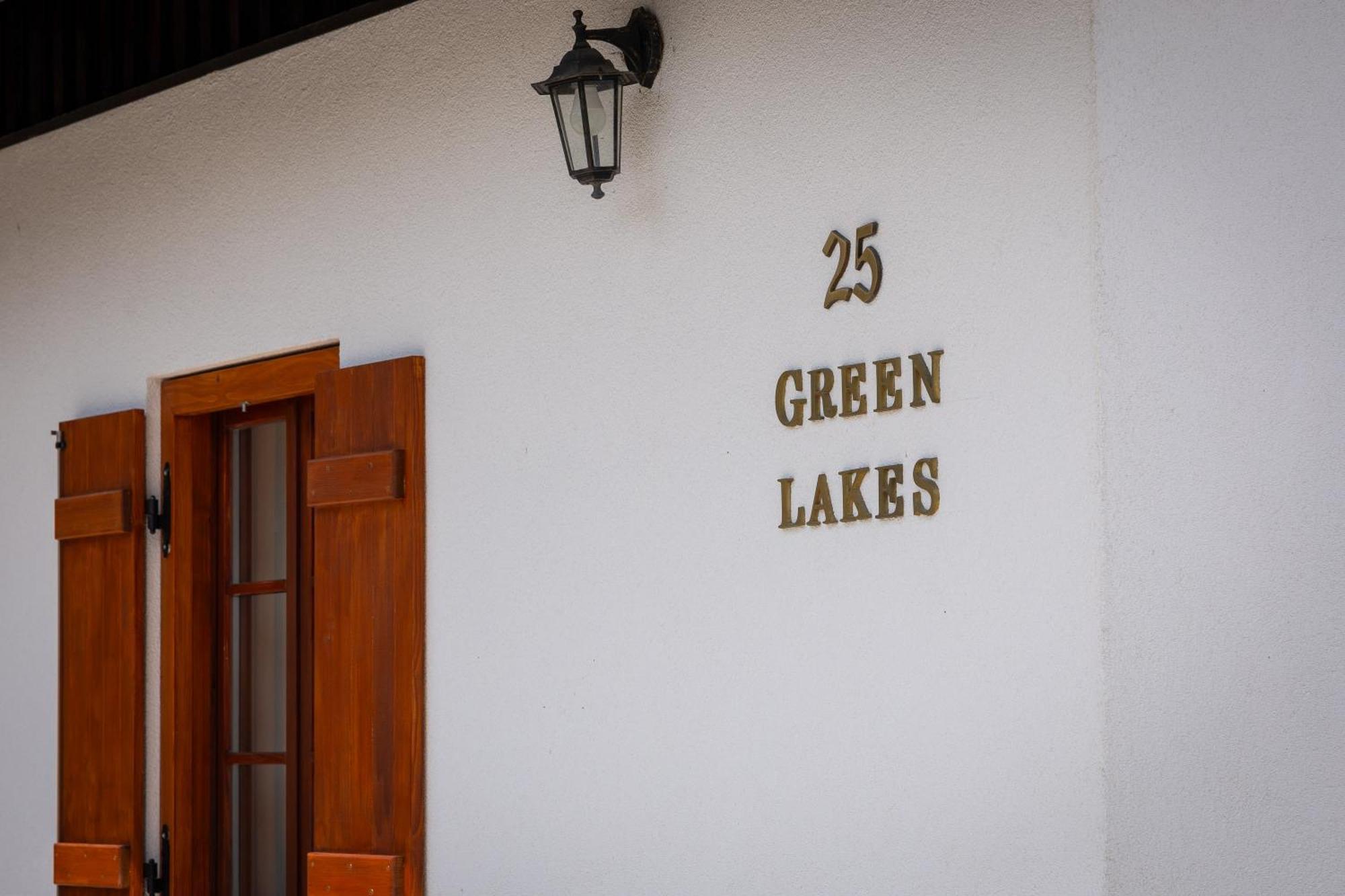 Green Lakes House Hotel Mukinje Exterior foto